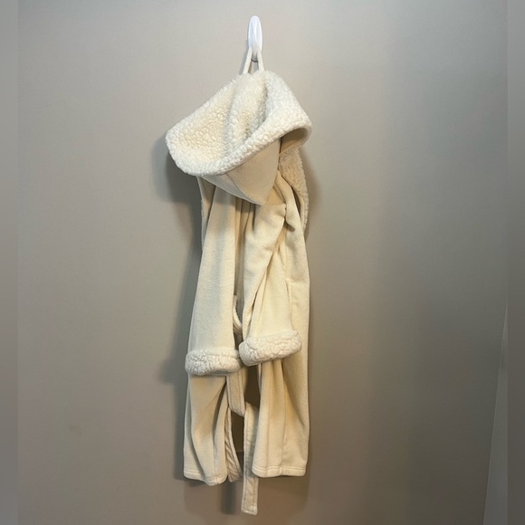 Pottery Barn Midi Robe Creamy Sherpa Hoodie & Trim Unisex M/L P2P 22” - Picture 4 of 10